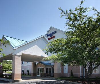 Fairfield & Kansas Airport Hotel