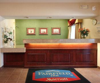 Hotel Fairfield & Kansas Airport Kansas City